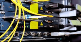 Заказать монтаж сетей в Губахе. Обслуживание ПК, ремонт от 309 руб